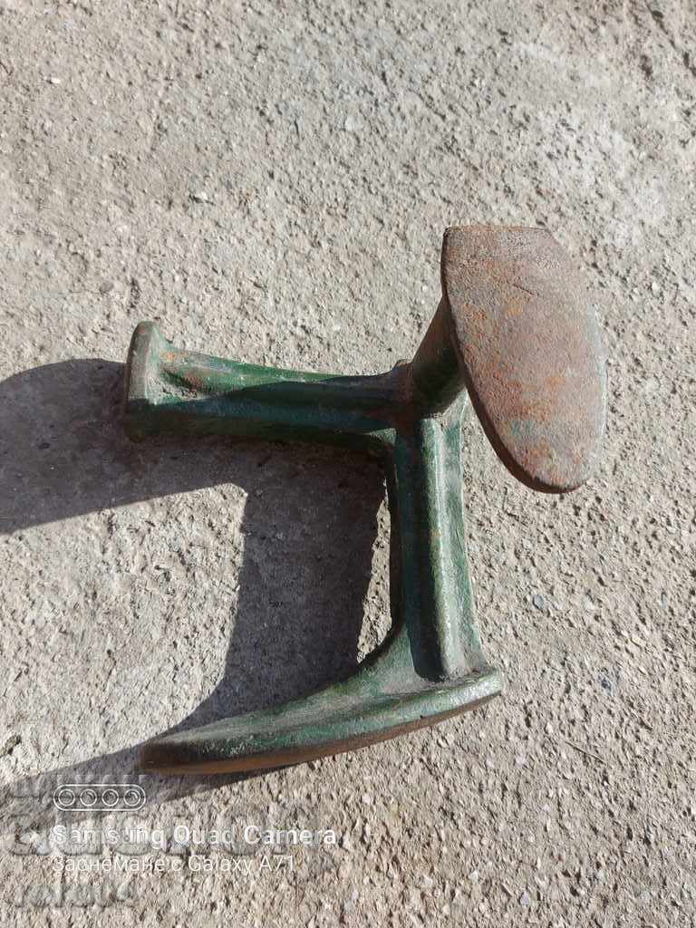 Δημοπρασία ΑΓΚΥΡΙΑ ΠΑΠΟΥΤΣΙΩΝ - ΑΡΙΣΤΗ