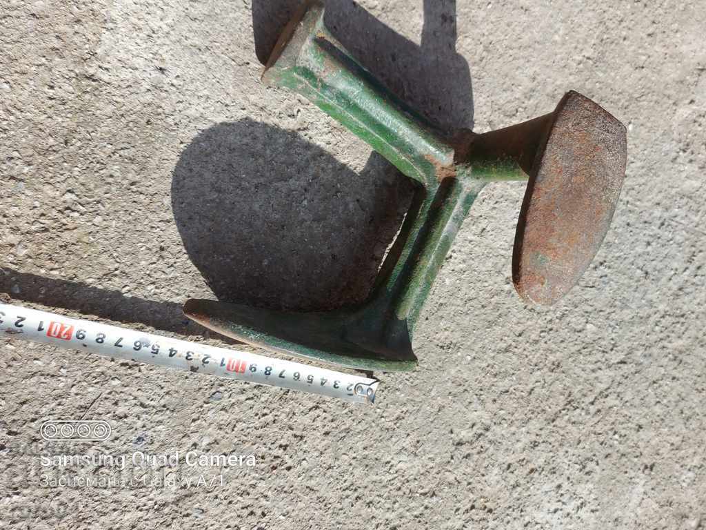 ΑΓΚΥΡΙΑ ΠΑΠΟΥΤΣΙΩΝ - ΑΡΙΣΤΗ - 5