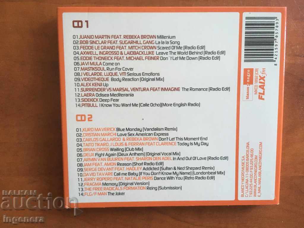 Auction CD CD MUSIC - 2 PCS Auction CD CD MUSIC - 2 PCS