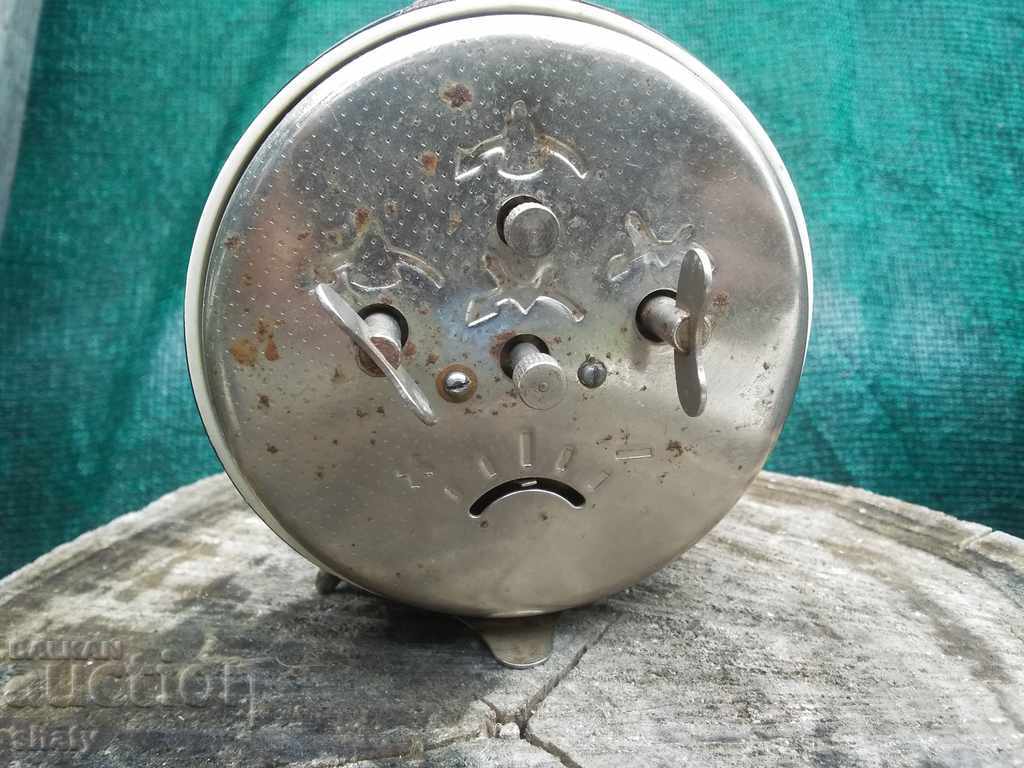 Old clock. Alarm clock. - 6