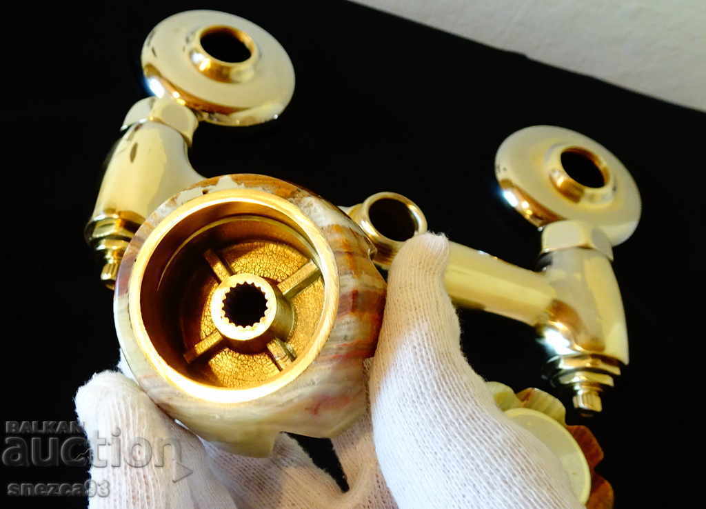 Licitație Robinet de bronz italian cu onix