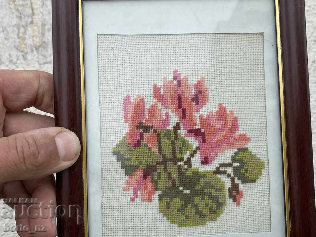 10601. TAPESTRIES - 5