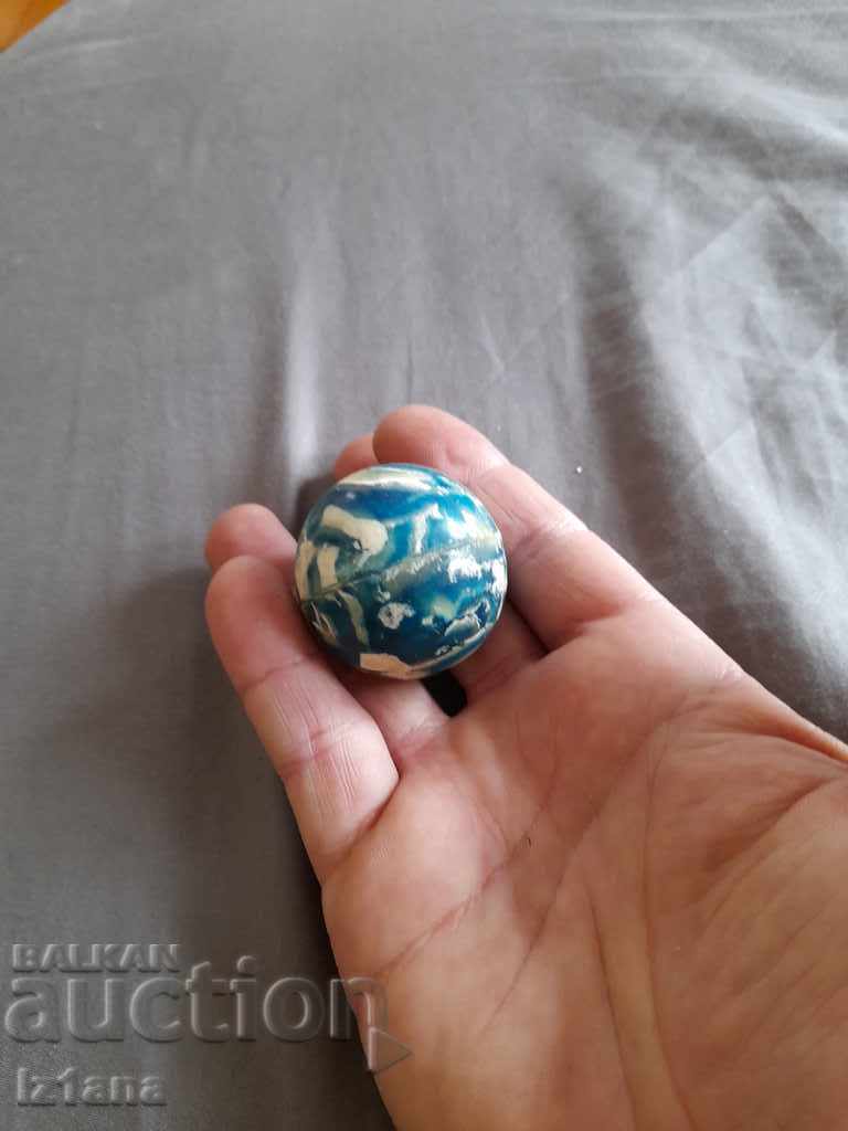 Παλιά αναπήδηση μπάλα με τιμή 6.00 BGN | € 3.07 Παλιά αναπήδηση μπάλα με τιμή 6.00 BGN | € 3.07