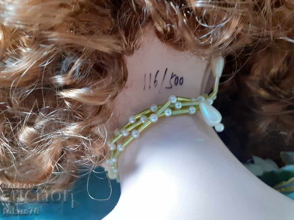 Auction  BIG OLD UNIQUE COLLECTOR'S PORCELAIN DOLL BRAND