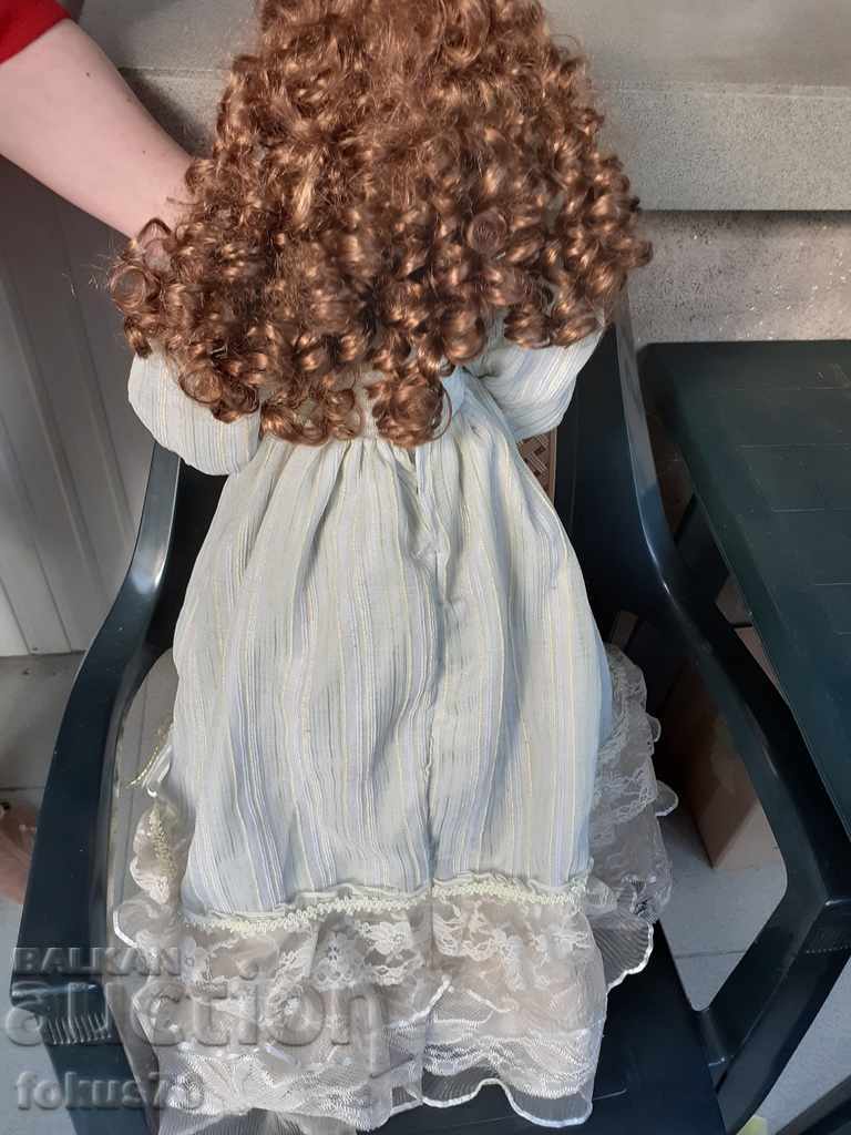 Delivery of BIG OLD UNIQUE COLLECTOR'S PORCELAIN DOLL BRAND