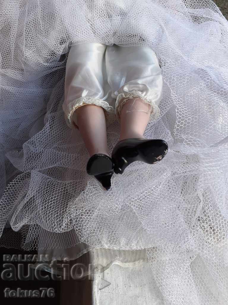 BIG OLD UNIQUE COLLECTOR'S PORCELAIN DOLL BRAND - 6