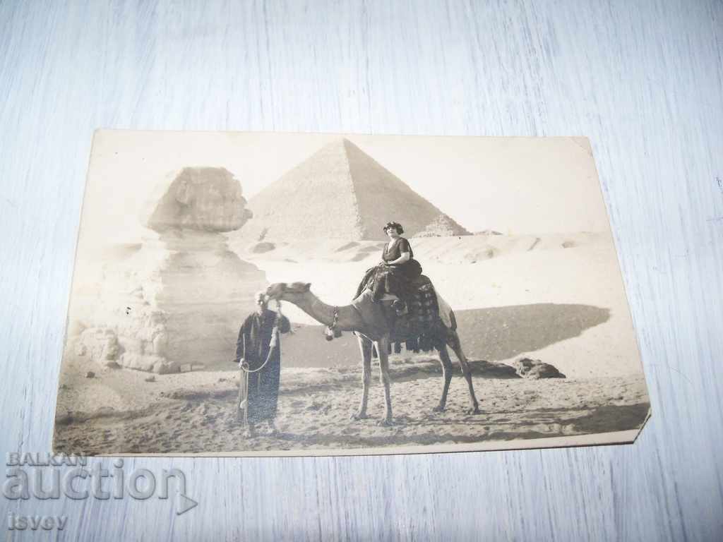 Old photo of Prof. Ana Todorova in front of the pyramids, 1922