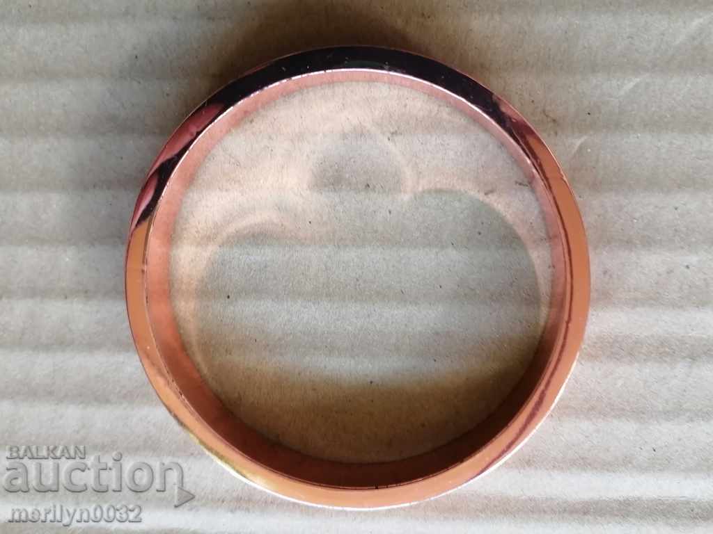 Brățară de tip boutique cu bijuterii de aur bijuterii marc Jakobs cu preț 67.00 BGN | € 34.26 Brățară de tip boutique cu bijuterii de aur bijuterii marc Jakobs cu preț 67.00 BGN | € 34.26