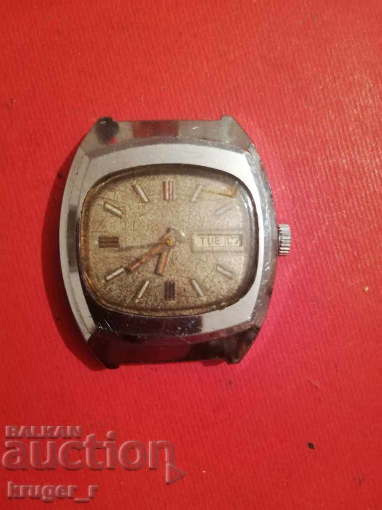 Часовник Ракета 26 28.Н с цена 17.00 лв. | € 8.69 Часовник Ракета 26 28.Н с цена 17.00 лв. | € 8.69