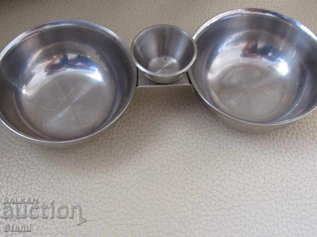 Chrome metal salt shaker from the time of the soc with price 18.00 BGN | € 9.20 Chrome metal salt shaker from the time of the soc with price 18.00 BGN | € 9.20