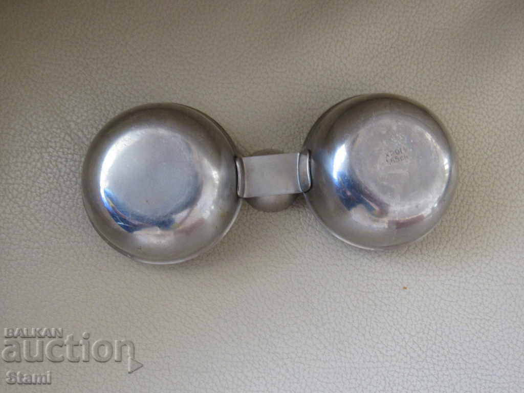 Chrome metal salt shaker from the time of the soc - 5 Chrome metal salt shaker from the time of the soc - 5