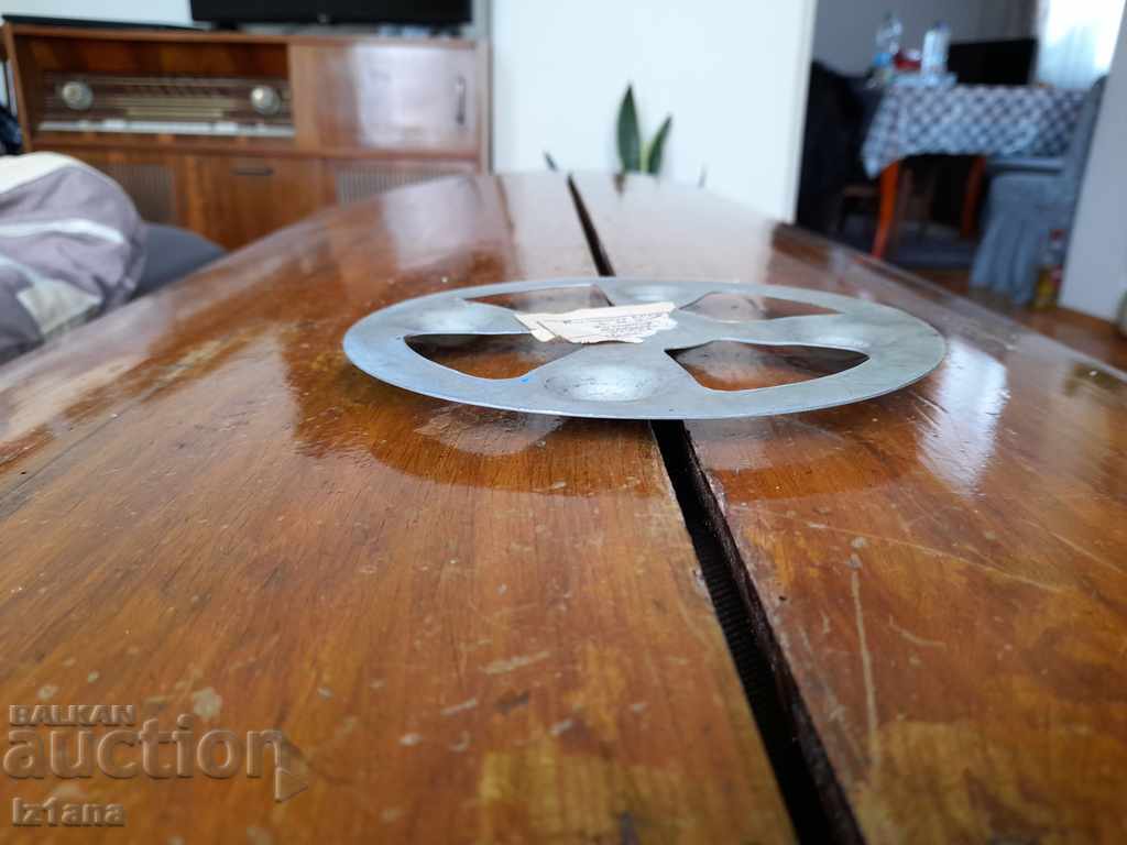 Old stand for warm objects with price 10.00 BGN | € 5.11 Old stand for warm objects with price 10.00 BGN | € 5.11