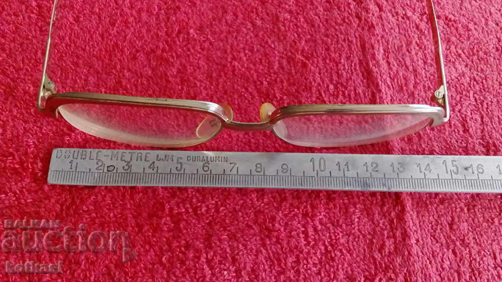 Old gold plated glasses case box markings Germany with price 55.50 BGN | € 28.38 Old gold plated glasses case box markings Germany with price 55.50 BGN | € 28.38