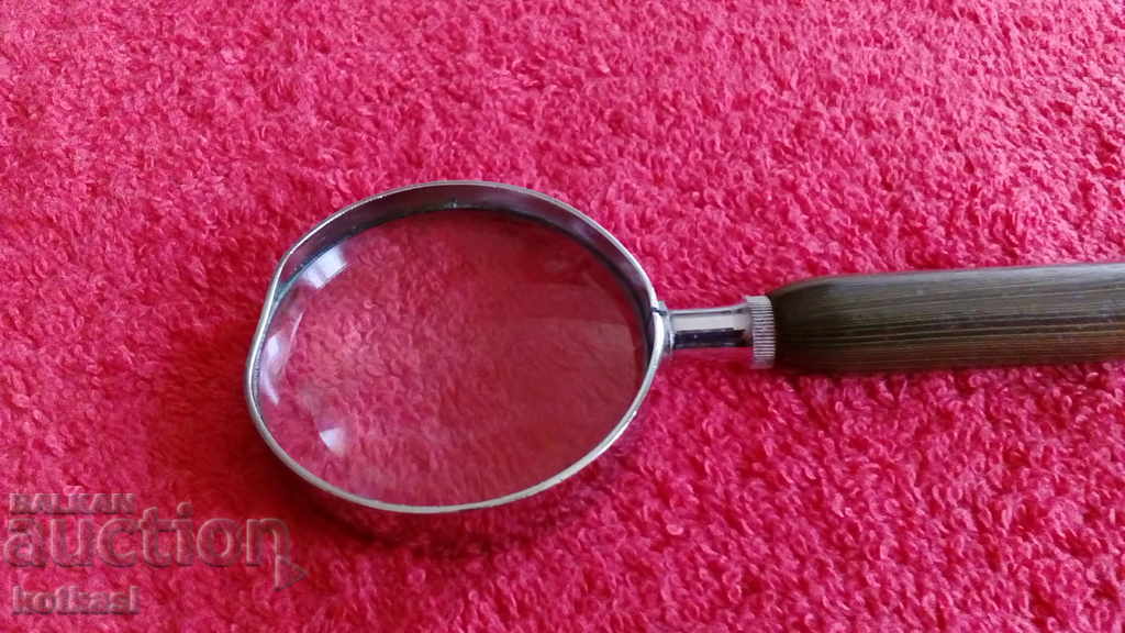 Lot 3 magnifiers an old magnifier with metal ring handle - 6 Lot 3 magnifiers an old magnifier with metal ring handle - 6
