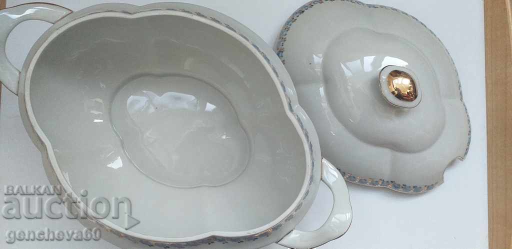Βουλγαρική σουπιέρα πορσελάνης 24 kr. Χρυσός / δεκαετία του '80 με τιμή € 30.00 | 58.68 BGN