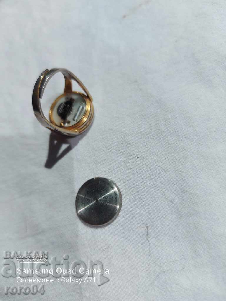 Delivery of ELECTRONIC WATCH - RING Delivery of ELECTRONIC WATCH - RING