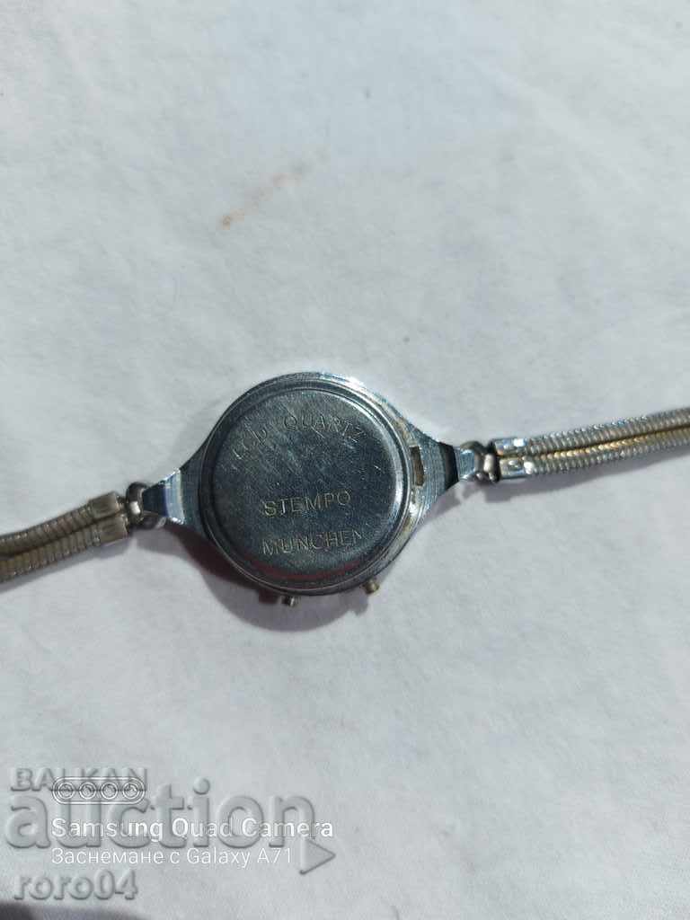 Auction  DIGITAL WATCH