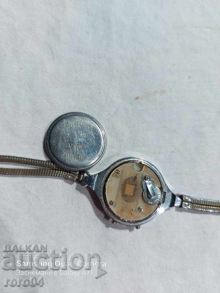Παράδοση ηλεκτρονικό ρολόι Παράδοση ηλεκτρονικό ρολόι