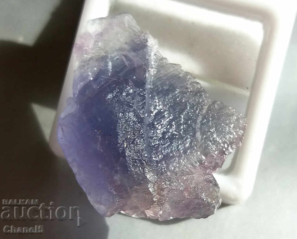 Auction NATURAL RAW FLUORITE - 36.70 carats (461) Auction NATURAL RAW FLUORITE - 36.70 carats (461)