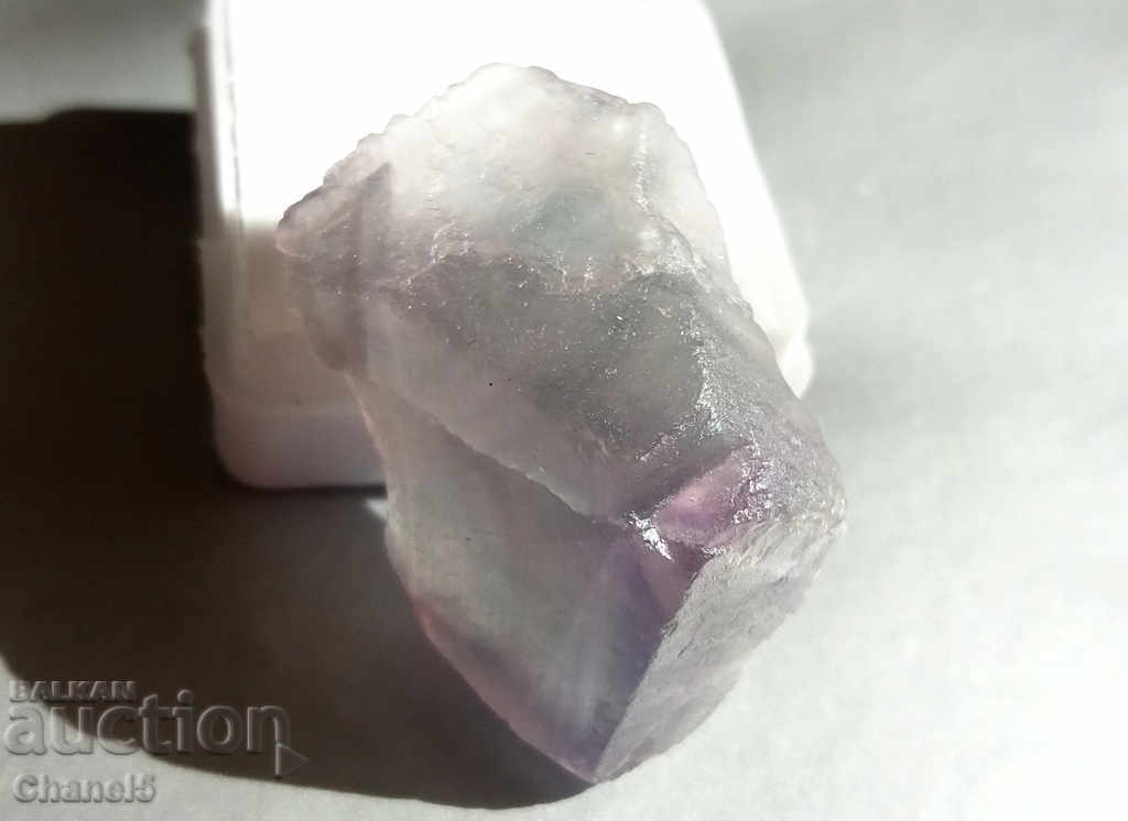 NATURAL RAW FLUORITE - 56.70 carats (462) with price 9.90 BGN | € 5.06 NATURAL RAW FLUORITE - 56.70 carats (462) with price 9.90 BGN | € 5.06