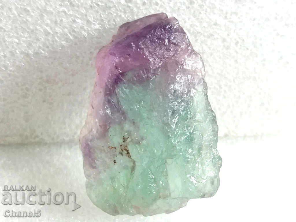Auction NATURAL RAW FLUORITE - 131.00 carats (464) Auction NATURAL RAW FLUORITE - 131.00 carats (464)