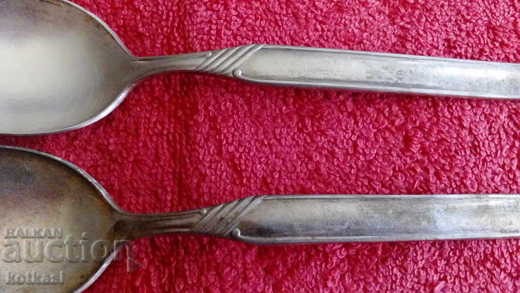 Lot of two old silver-plated kitchenware spoons - 6 Lot of two old silver-plated kitchenware spoons - 6