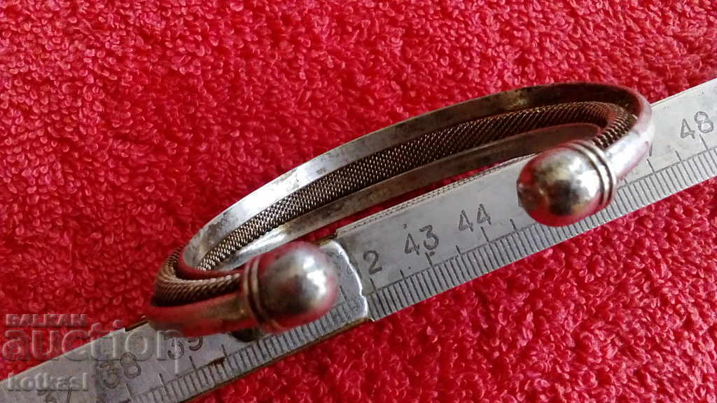 Δημοπρασία Παλιό ενδιαφέρον βραχιόλι από ασήμι 925 Δημοπρασία Παλιό ενδιαφέρον βραχιόλι από ασήμι 925