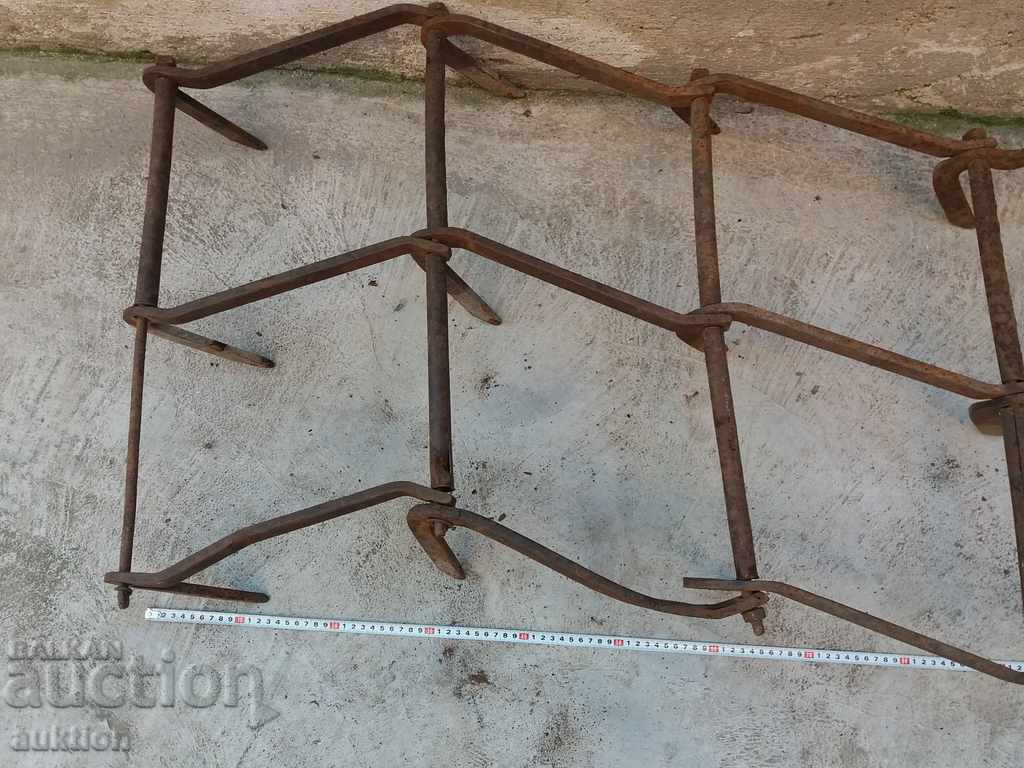 Auction OLD SOLID GROUP, PLOW, PLOW - FOLDING EXCELLENT FORGED Auction OLD SOLID GROUP, PLOW, PLOW - FOLDING EXCELLENT FORGED