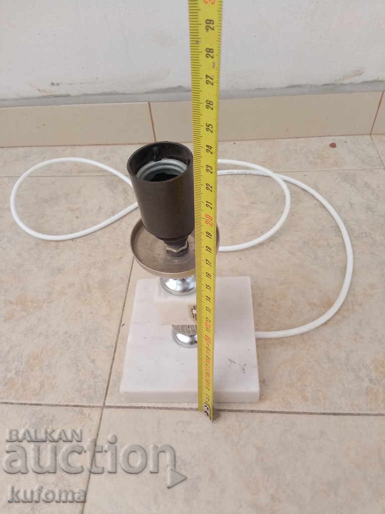 veioza Marmura cu preț 29.99 BGN | € 15.33 veioza Marmura cu preț 29.99 BGN | € 15.33