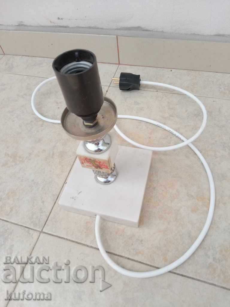 Licitație veioza Marmura Licitație veioza Marmura