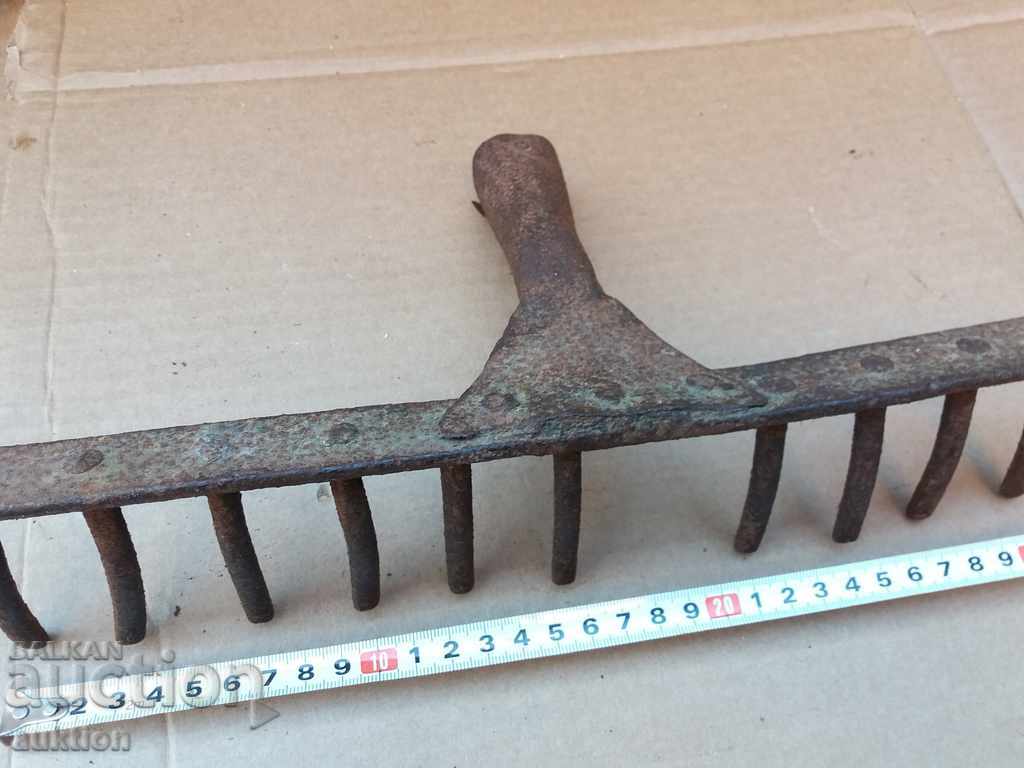 MASSIVE FORGED THREADED THREAD - PRIMITIVE, AGRICULTURAL BLADE - 5 MASSIVE FORGED THREADED THREAD - PRIMITIVE, AGRICULTURAL BLADE - 5