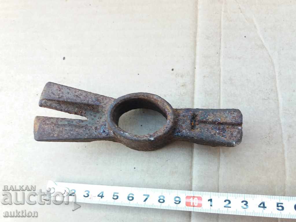 OLD SOC. STEELED HAMMER - CRAFT - 5 OLD SOC. STEELED HAMMER - CRAFT - 5