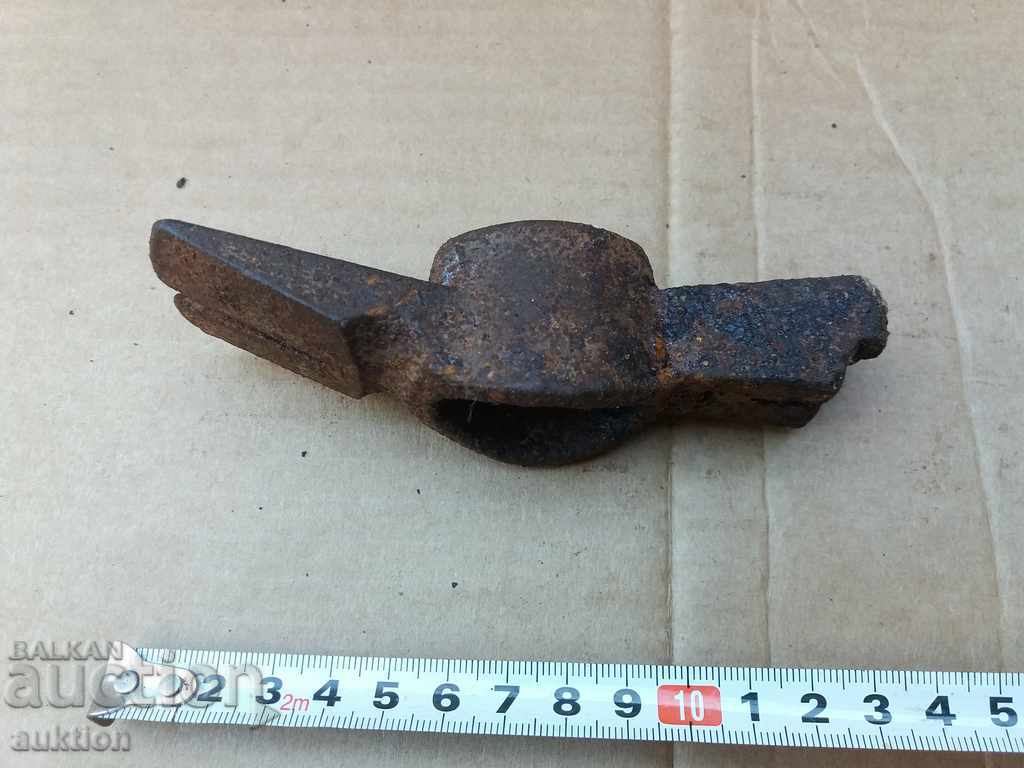 OLD SOC. STEELED HAMMER - CRAFT - 6 OLD SOC. STEELED HAMMER - CRAFT - 6