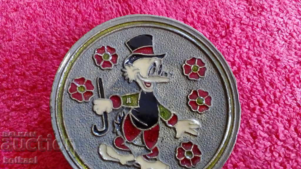 Δημοπρασία Παλιό μεταλλικό αναμνηστικό σμάλτο Patok Disney Uncle Screw Δημοπρασία Παλιό μεταλλικό αναμνηστικό σμάλτο Patok Disney Uncle Screw