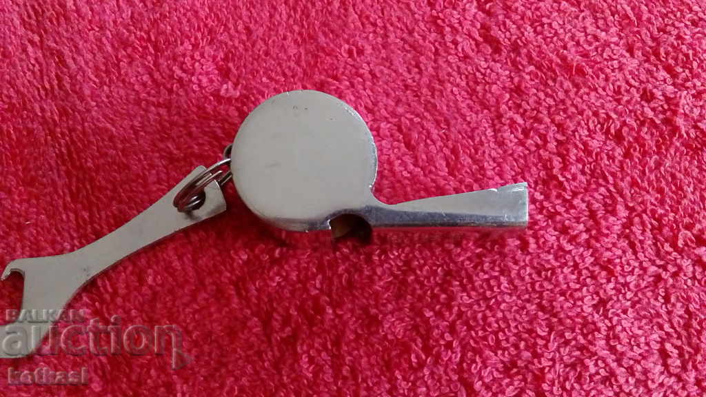Old solid metal professional whistle marked - 5 Old solid metal professional whistle marked - 5
