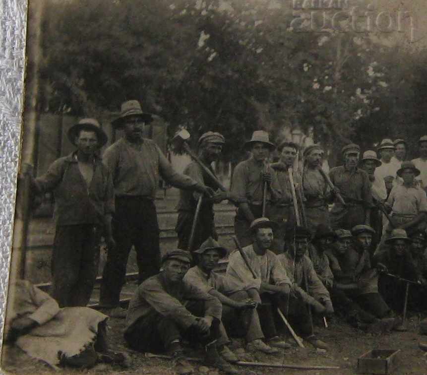 J.P. TRANSPORT LAYING TRAVELS RAILWAY PHOTO 192 .. with price 9.00 BGN | € 4.60 J.P. TRANSPORT LAYING TRAVELS RAILWAY PHOTO 192 .. with price 9.00 BGN | € 4.60