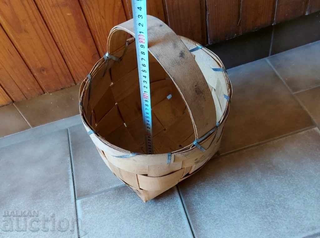 Livrarea Coș vechi coș sănătos bine depozitat Livrarea Coș vechi coș sănătos bine depozitat