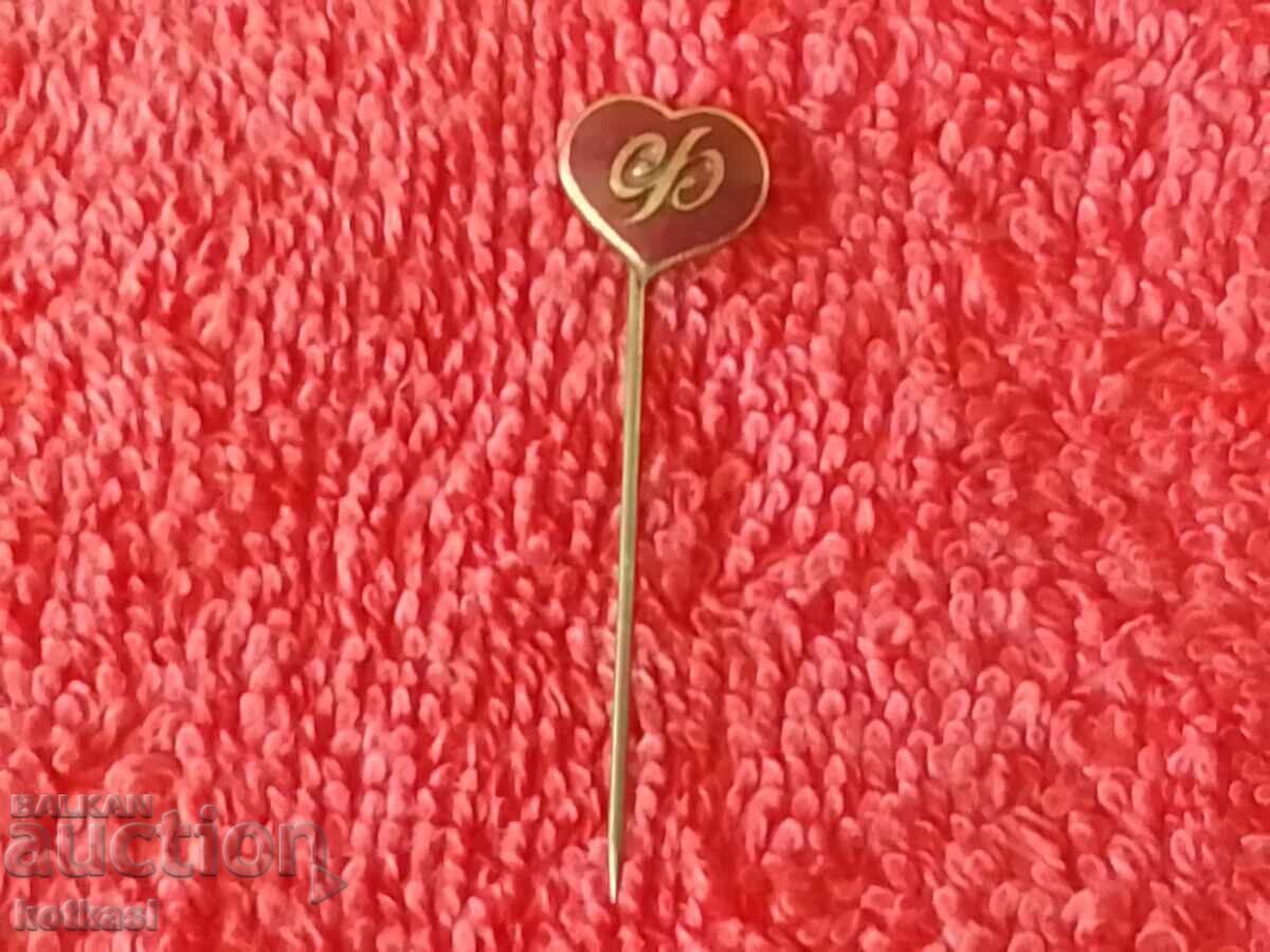 Licitație Veche rară ac de broșă regală din bronz cu email, insignă cu litera F, inimă