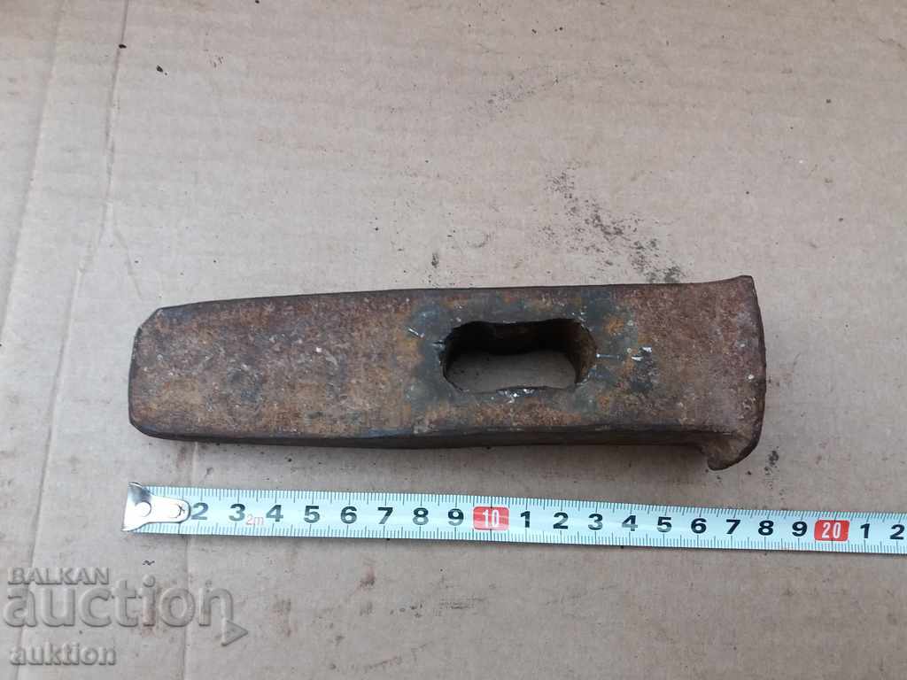 Auction EXCELLENT MASSIVE HAMMER - 1.5 KG Auction EXCELLENT MASSIVE HAMMER - 1.5 KG