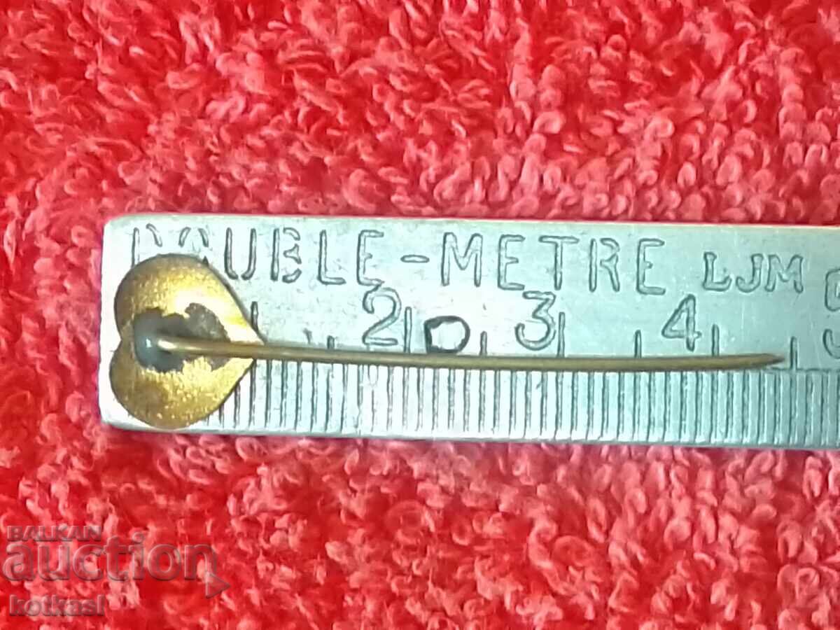 Аукцион Стара рядка царска бронз игла емайл значка Буква Л сърце Аукцион Стара рядка царска бронз игла емайл значка Буква Л сърце