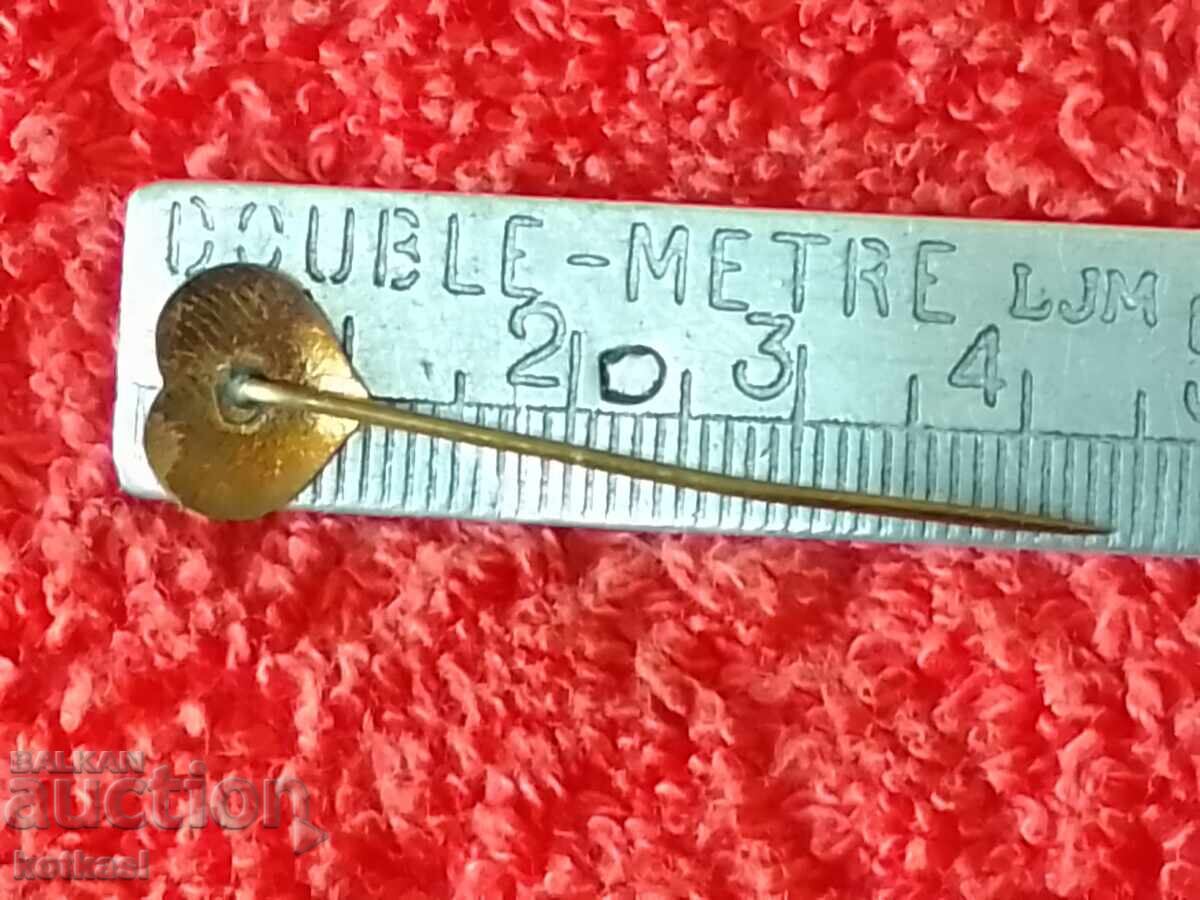 Стара рядка царска бронз игла емайл значка Буква Ц сърце с цена 5.50 лв. | € 2.81