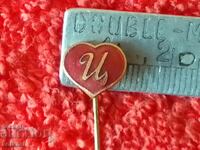 Old row royal bronze needle enamel badge Letter C heart