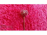 Old rare royal bronze needle enamel badge Letter Yu heart