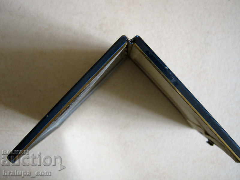 Auction  Old powder box cosmetic box mirror dog blue enamel