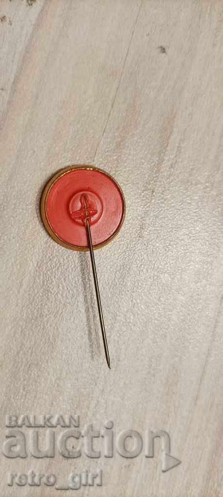 I sell an old badge. with price 4.00 BGN | € 2.05 I sell an old badge. with price 4.00 BGN | € 2.05