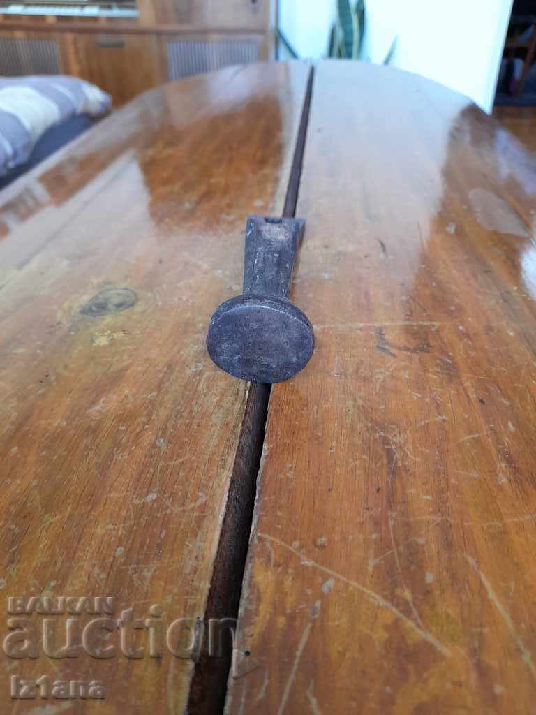 Delivery of Old hammer, hammer Delivery of Old hammer, hammer