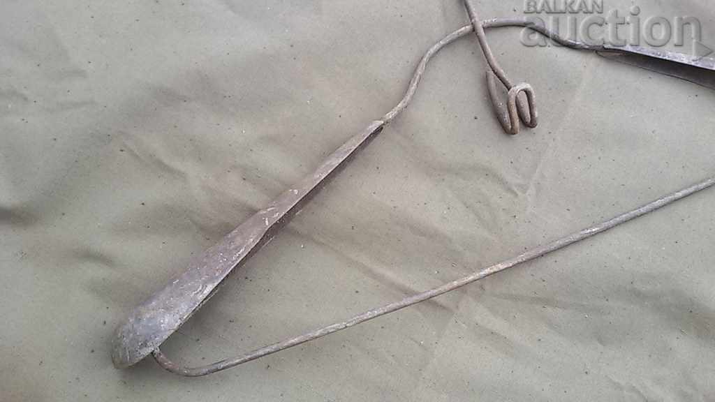 vintage metal clothes hanger retro vintage with price 21.00 BGN | € 10.74 vintage metal clothes hanger retro vintage with price 21.00 BGN | € 10.74