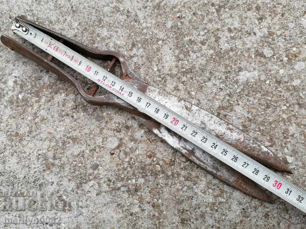 Delivery of Old forged scissors, knife, wrought iron Delivery of Old forged scissors, knife, wrought iron