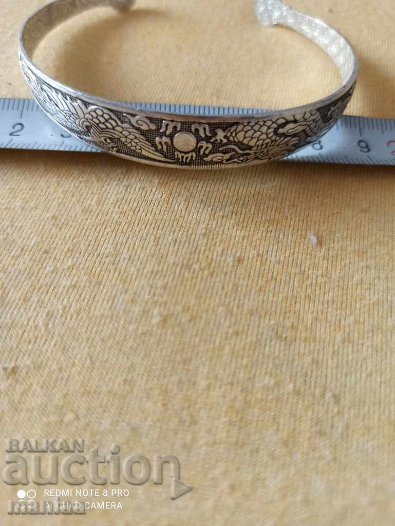 Посребрена гривна печат 925 с цена 19.00 лв. | € 9.71