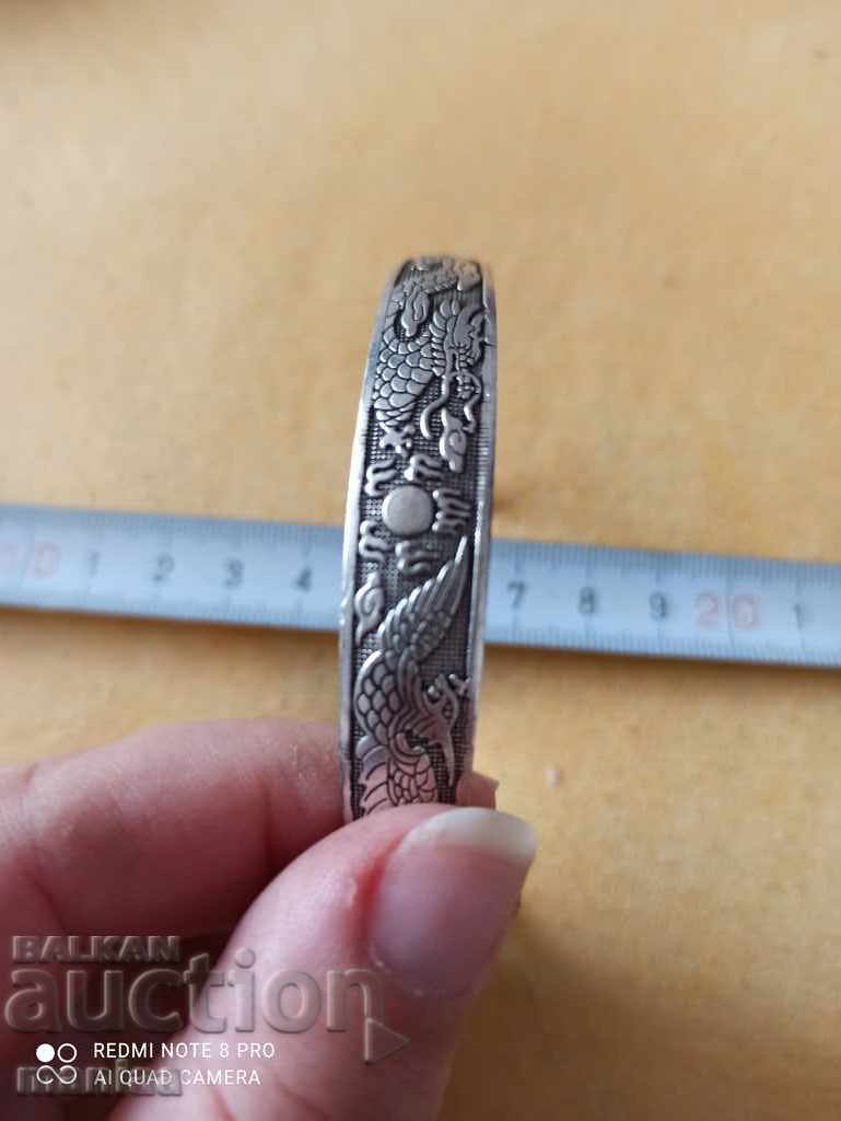 Аукцион Посребрена гривна печат 925